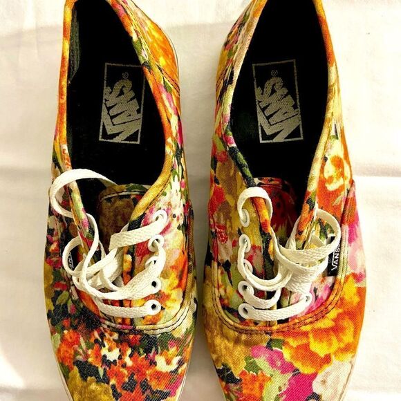 Vans Women TB9C Lace Up Low Top Canvas Floral Pattern Skate Shoe WSZ 6.0. - Picture 5 of 6